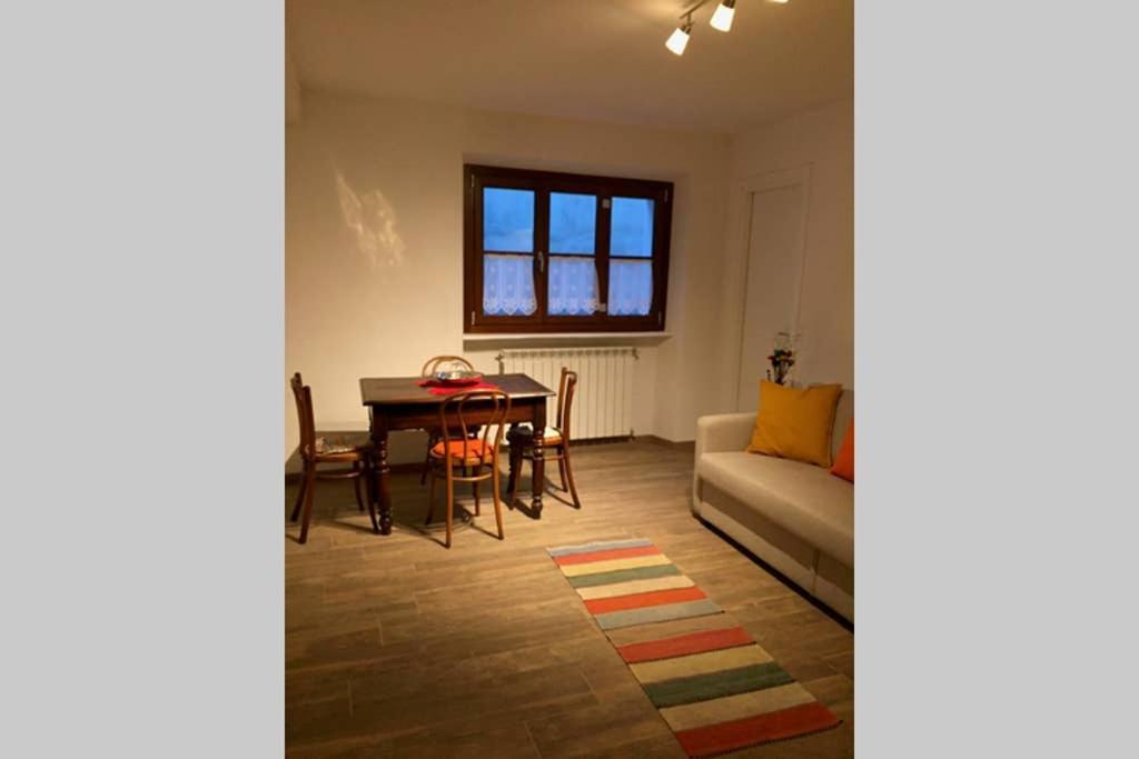 Appartamento Aubert 64 Aosta Esterno foto